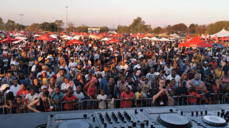 Crowd at Kota Festival